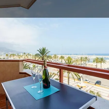 Apartman Aparhotel Palmeras 3*